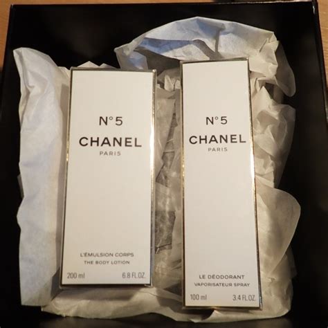 dezodorant chanel 5